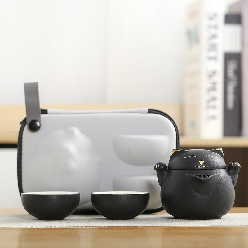 Fortune Cat Portable Tea Set