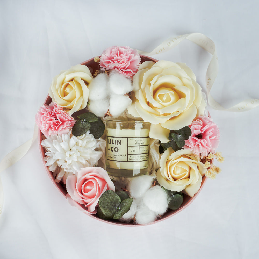 Flower Bed Candle (Soap)