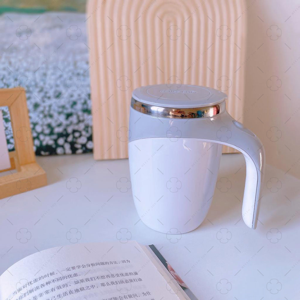 Self-Stirring Coffee Mug With Handle