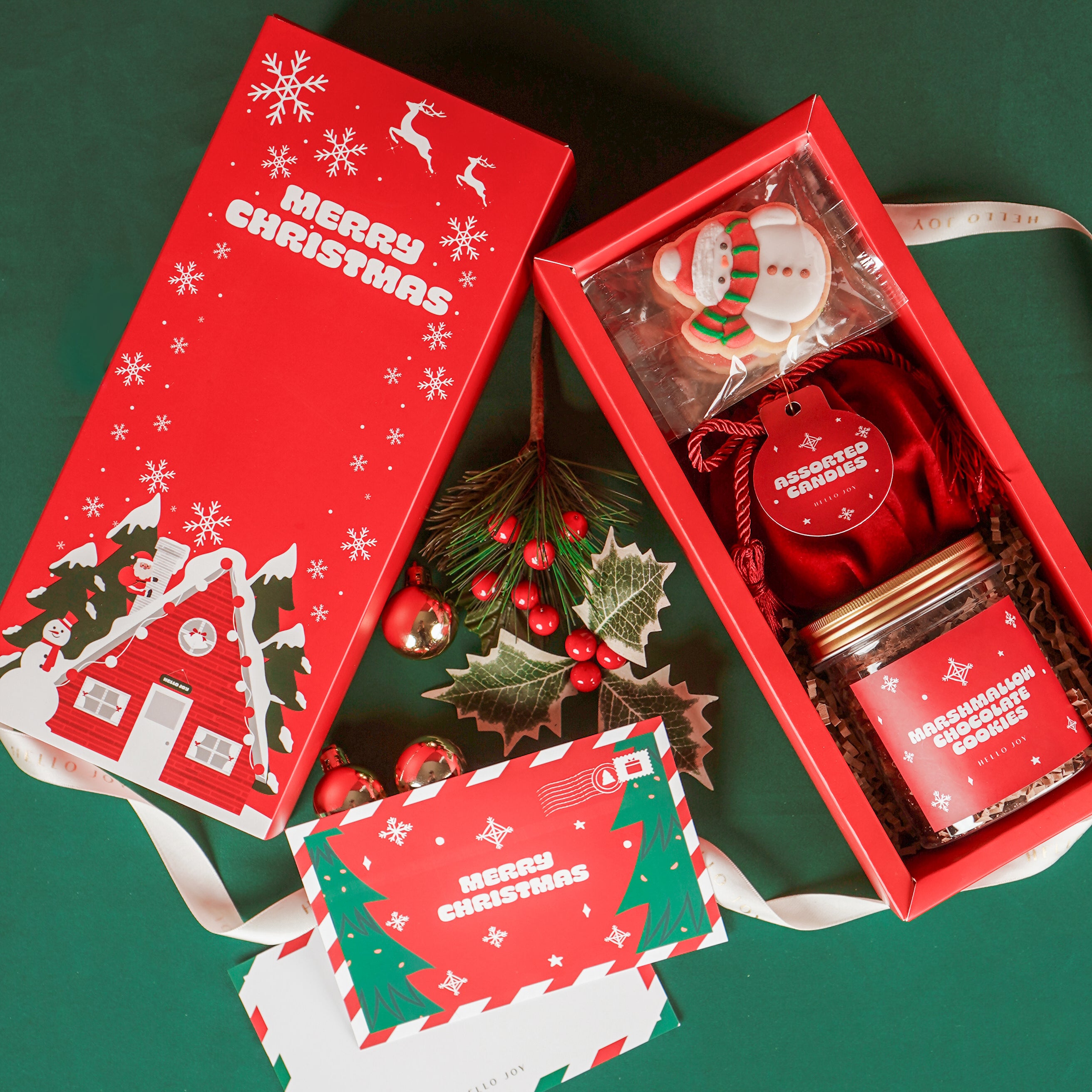 Send All Things Christmas Mug Gift Online, Rs.250 | FlowerAura